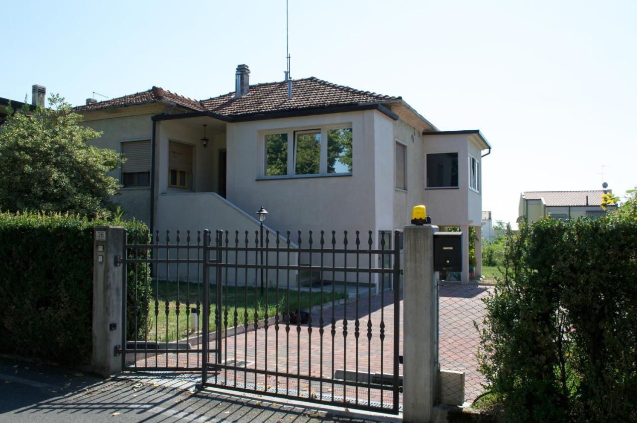 Agrifoglio B&B Nervesa della Battaglia ภายนอก รูปภาพ